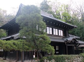 カフェがオープンする旧原家住宅は川崎市重要歴史記念物に指定されている貴重な建造物。歴史を感じくつろげる場所で、おいしいお茶やフードを味わう機会はなかなかありません