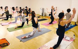 女性専用ヨガスタジオ「HEARTS ±」お得な2月限定キャンペーン実施中