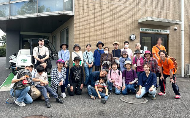 ゴール地点のひらお苑で記 念撮影