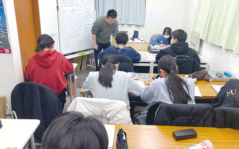 自宅から通いやすい 地元の学習塾「若葉ひかり学院」